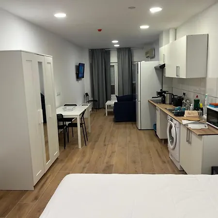 מלון דירות Golondrinas De 3*